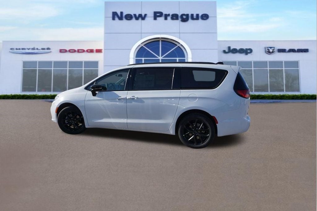 2024 Chrysler Pacifica Limited S Appearance Pkg